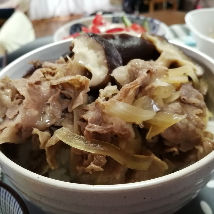 ダシダが隠し味*な牛丼